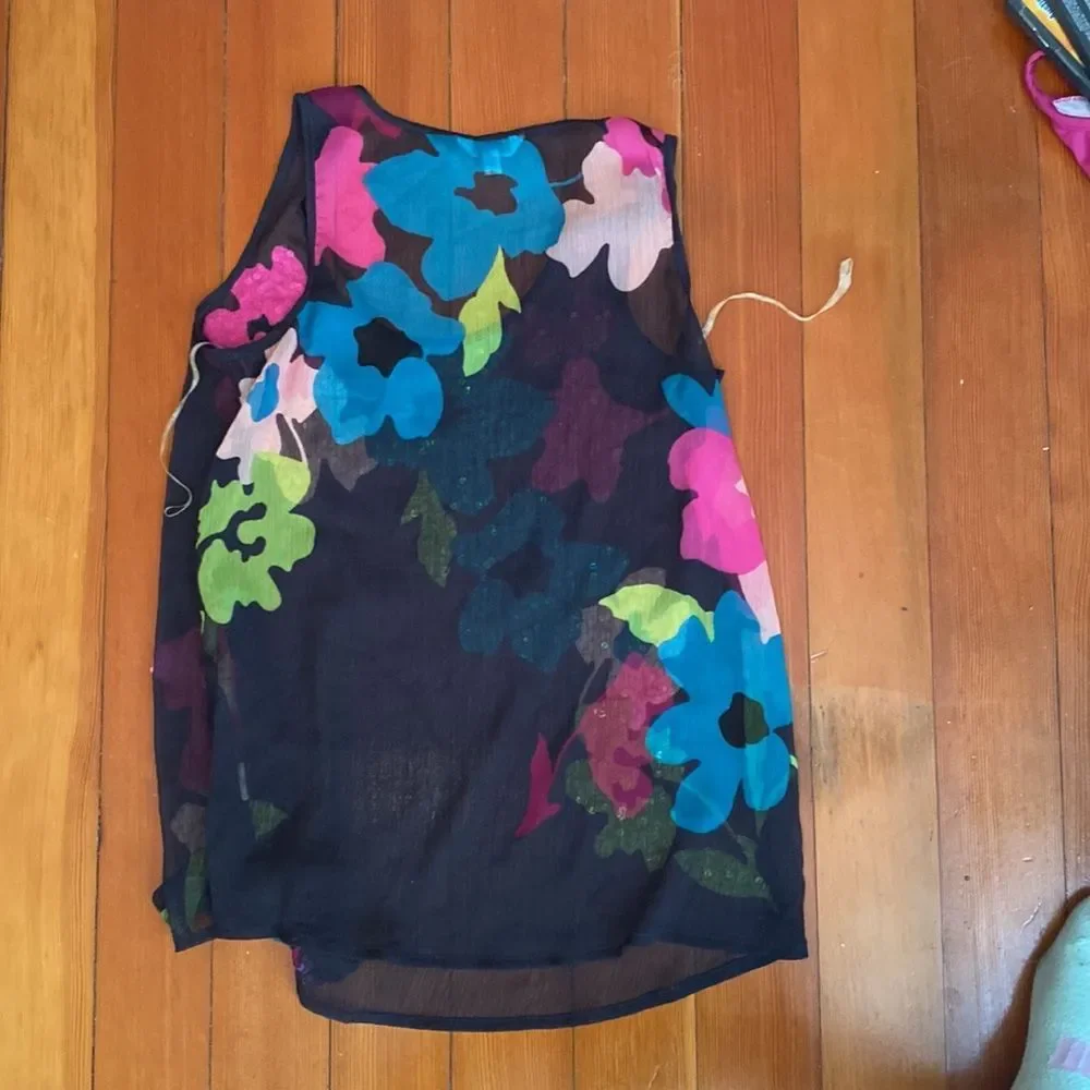 Candies Sparkle Top - Picture 2 of 2